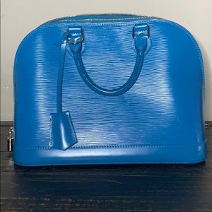Louis Vuitton Alma PM Epi Leather